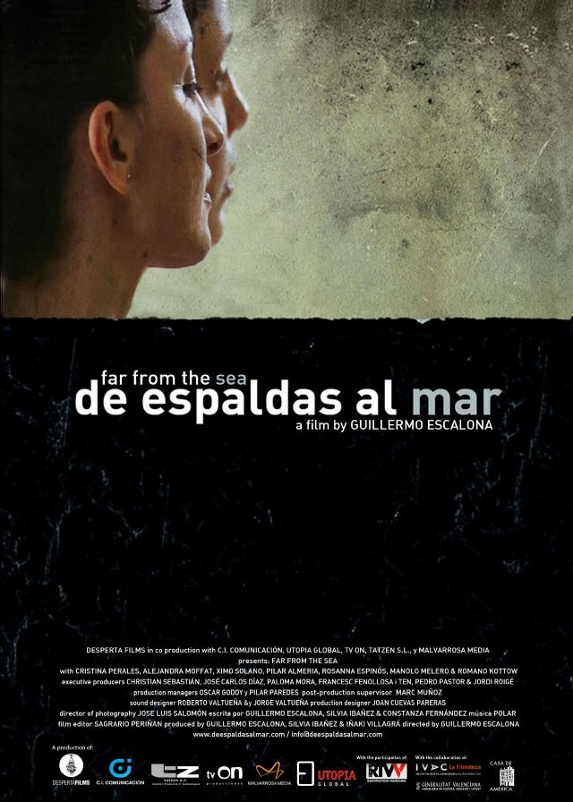 De espaldas al mar (2009) постер